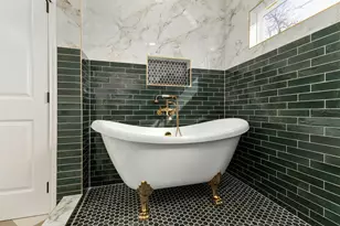 102 E Val Verde St, Brenham, TX 77833 - Photo 19