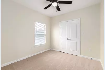 102 E Valverde Street, Brenham, TX 77833 - Photo 23