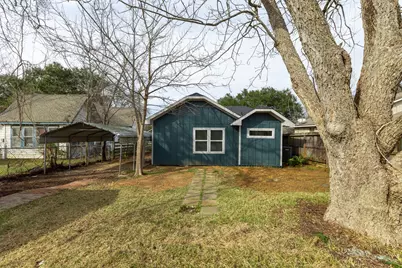 102 E Valverde Street, Brenham, TX 77833 - Photo 31