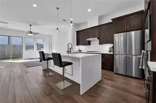 1615 Vermont St, Houston, TX 77006 - Photo 5