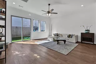 1615 Vermont St, Houston, TX 77006 - Photo 11