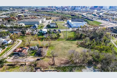1917 Thomas Street, Houston, TX 77009 - Photo 7