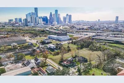 1917 Thomas Street, Houston, TX 77009 - Photo 3