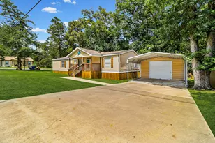 404 E Mimosa Dr, Livingston, TX 77351 - Photo 5