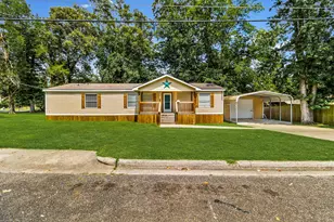 404 E Mimosa Dr, Livingston, TX 77351 - Photo 3