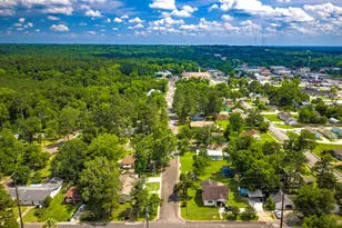 404 E Mimosa Dr, Livingston, TX 77351 - Photo 35