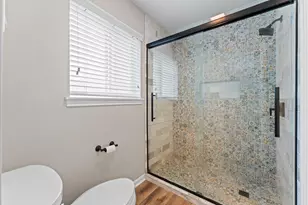 9407 Brooding Oak Cir, Houston, TX 77096 - Photo 19