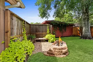 9407 Brooding Oak Cir, Houston, TX 77096 - Photo 35