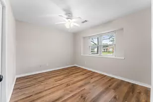 9407 Brooding Oak Cir, Houston, TX 77096 - Photo 21