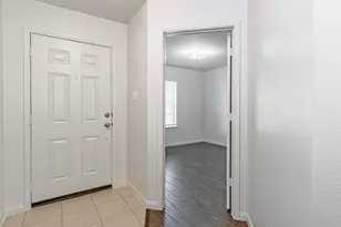 11207 Hall Pines Ct, Houston, TX 77075 - Photo 5