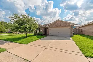 11207 Hall Pines Ct, Houston, TX 77075 - Photo 3