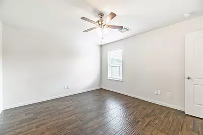 11207 Hall Pines Court, Houston, TX 77075 - Photo 29
