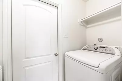 11207 Hall Pines Court, Houston, TX 77075 - Photo 17