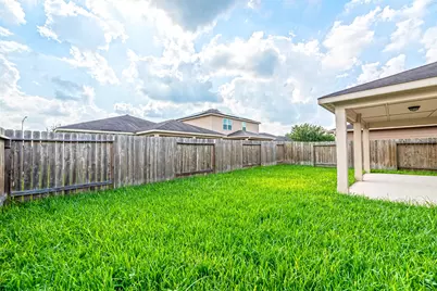 11207 Hall Pines Court, Houston, TX 77075 - Photo 33