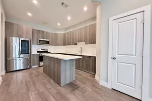 8404 Safeguard St, Houston, TX 77051 - Photo 3