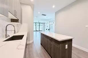 8404 Safeguard St, Houston, TX 77051 - Photo 5