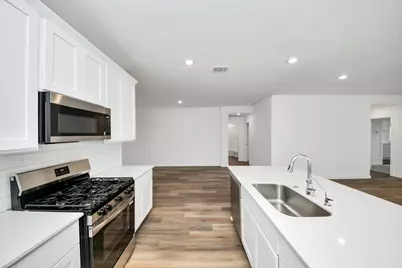 9035 Rose Water Trail, Iowa Colony, TX 77583 - Photo 19