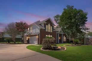 1813 Oakland Cir, Pearland, TX 77581 - Photo 1