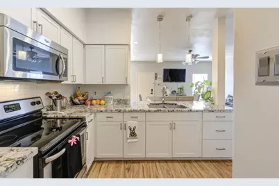 3800 Tanglewilde Street #803, Houston, TX 77063 - Photo 9
