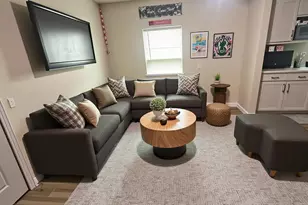 7019 Finn St, Houston, TX 77022 - Photo 3