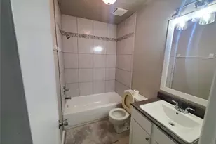 4527 Algernon Dr, Spring, TX 77373 - Photo 9