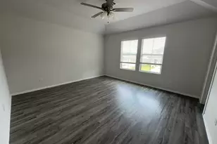 509 Hines Ave, Willis, TX 77378 - Photo 7