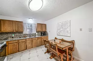 1320 Avenue L, Galveston, TX 77550 - Photo 11