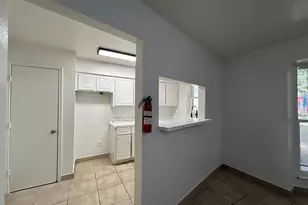 1010 S Wayside Dr, Houston, TX 77023 - Photo 37