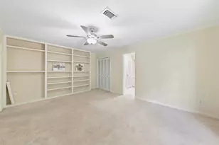 2206 Nantucket Dr, Houston, TX 77057 - Photo 15