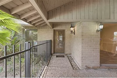 2206 Nantucket Drive #B, Houston, TX 77057 - Photo 3