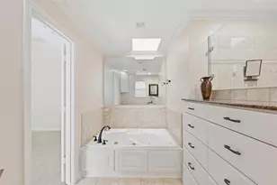 2206 Nantucket Dr, Houston, TX 77057 - Photo 27