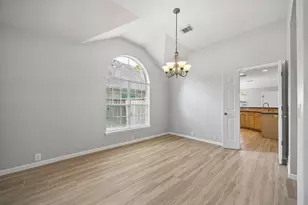 1314 Deerbrook Dr, Sugar Land, TX 77479 - Photo 7