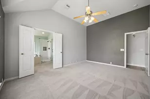 1314 Deerbrook Dr, Sugar Land, TX 77479 - Photo 17