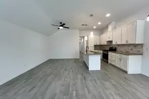 5706 Howell St, Houston, TX 77032 - Photo 9