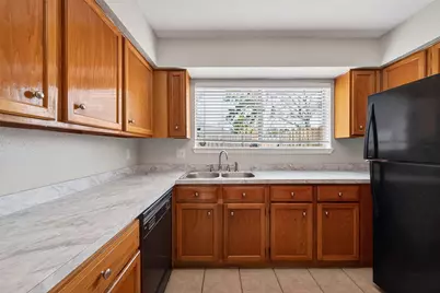 10506 Ivy Oaks Lane, Houston, TX 77041 - Photo 15