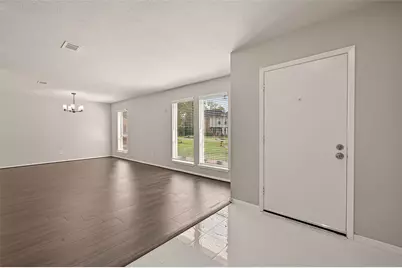 3907 Holly Green Court, Houston, TX 77339 - Photo 3