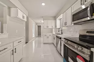 3907 Holly Green Ct, Houston, TX 77339 - Photo 13