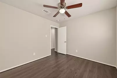 3907 Holly Green Court, Houston, TX 77339 - Photo 25