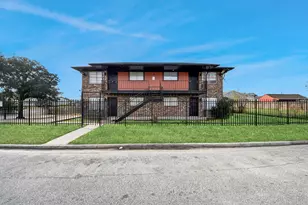 1320 Griffin St, Houston, TX 77009 - Photo 1