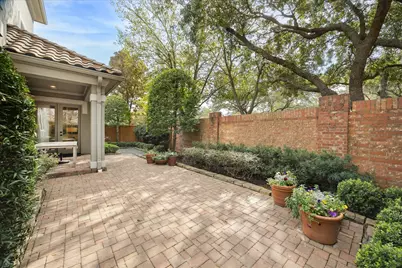 2626 Stuart Manor, Houston, TX 77082 - Photo 23