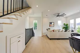 2310 Reinerman St, Houston, TX 77007 - Photo 5