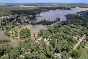 109 Hill Top Rd, Huntsville, TX 77320 - Photo 29