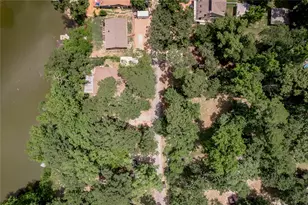 109 Hill Top Rd, Huntsville, TX 77320 - Photo 35