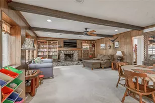 109 Hill Top Rd, Huntsville, TX 77320 - Photo 9