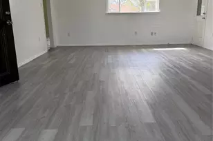 738 Arvana St, Houston, TX 77034 - Photo 3