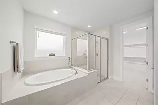 4702 Llano Loop, Sugar Land, TX 77479 - Photo 17