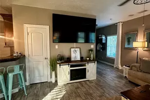 405 N Amherst Dr, West Columbia, TX 77486 - Photo 7