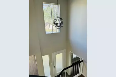 202 Prince Of Wales Street, Conroe, TX 77304 - Photo 3