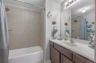 405 Hawks View Dr, La Marque, TX 77568 - Photo 17