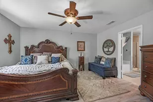 405 Hawks View Dr, La Marque, TX 77568 - Photo 13